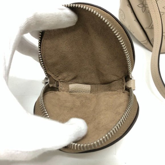 LOUIS VUITTON MonogramMahina Bella Drawstring 2WAY Hand Bag Shoulder Bag - Picture 7 of 16